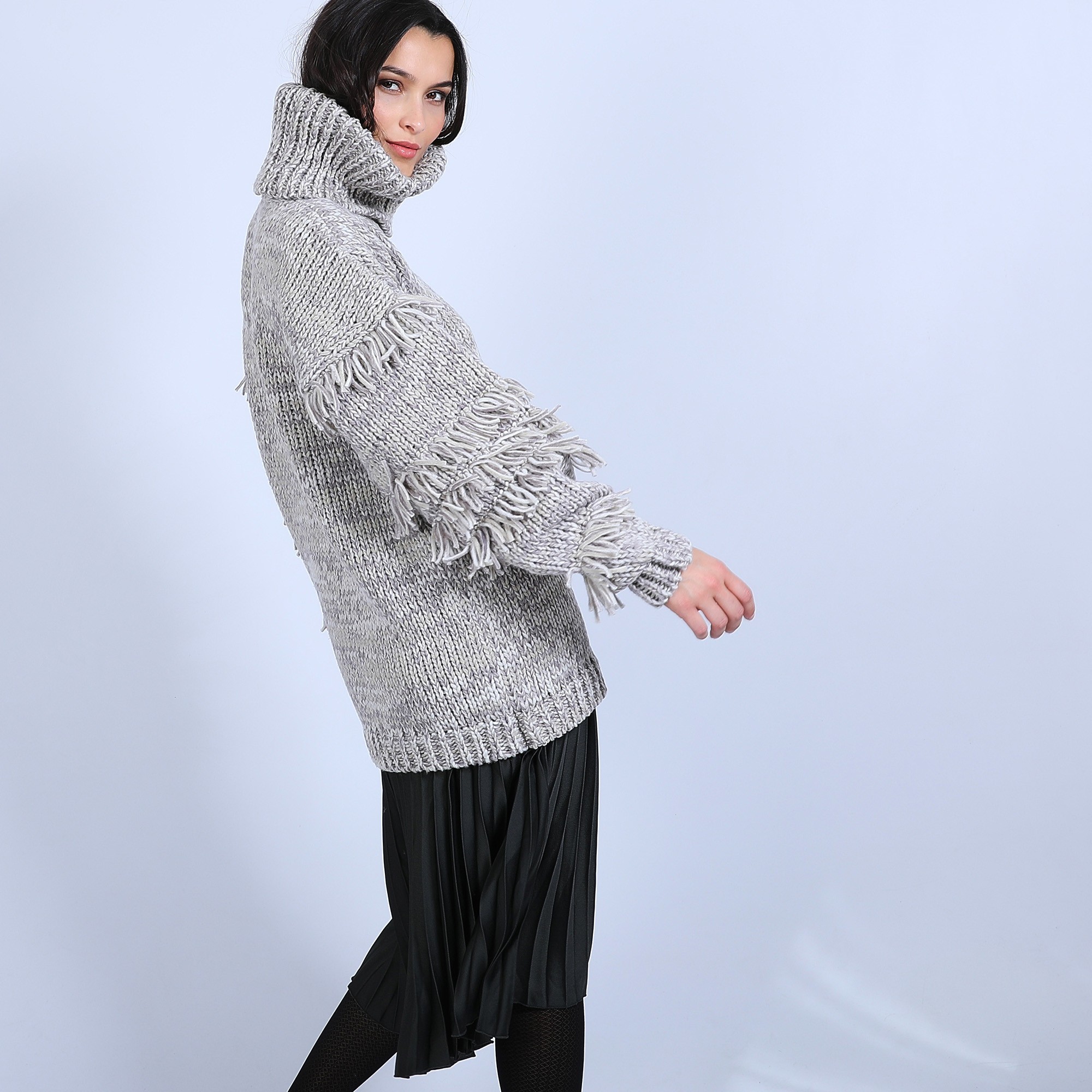 Loose linen sweater with openwork sleeves - Molene